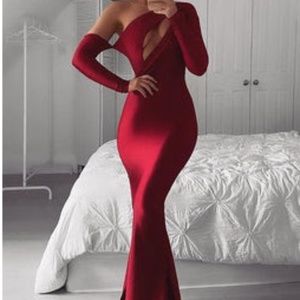 Pretty Hurts Dress - Burgundy